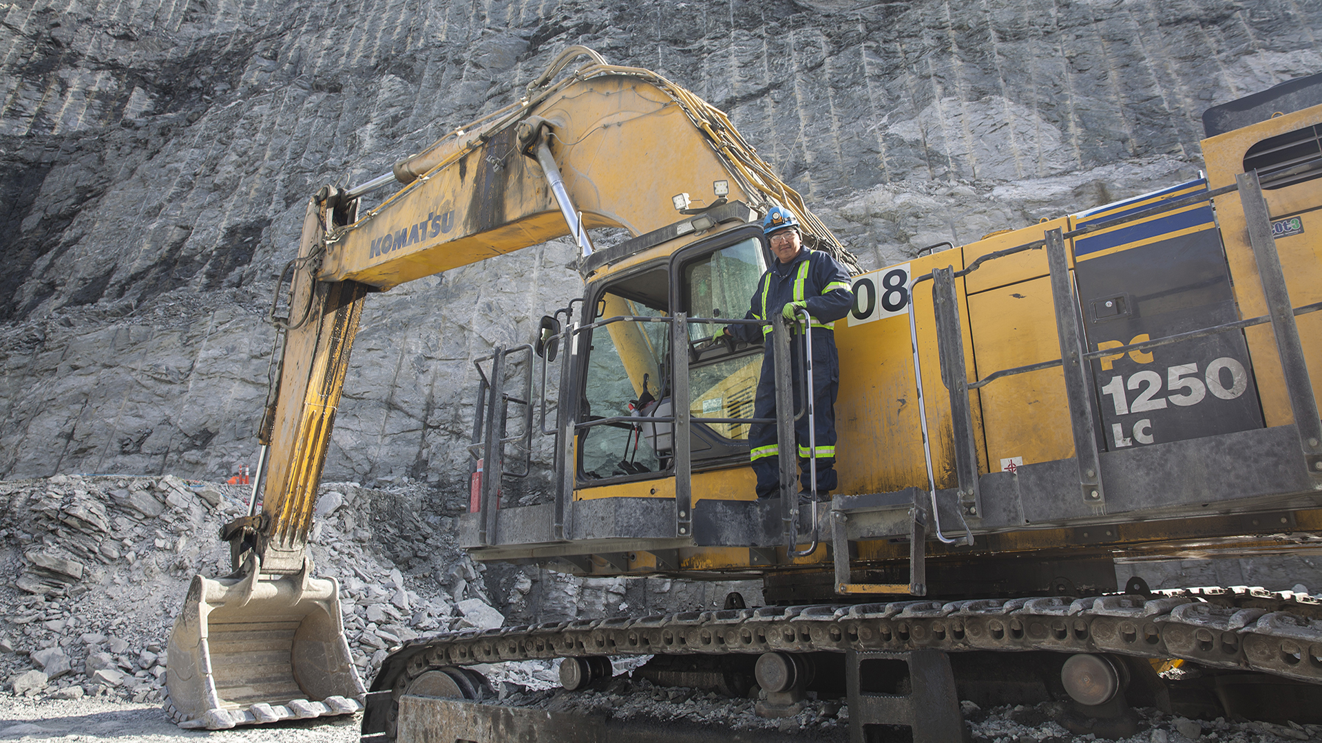 Breakthrough: Inuit Miner Carves Career Path to Top of his Field 